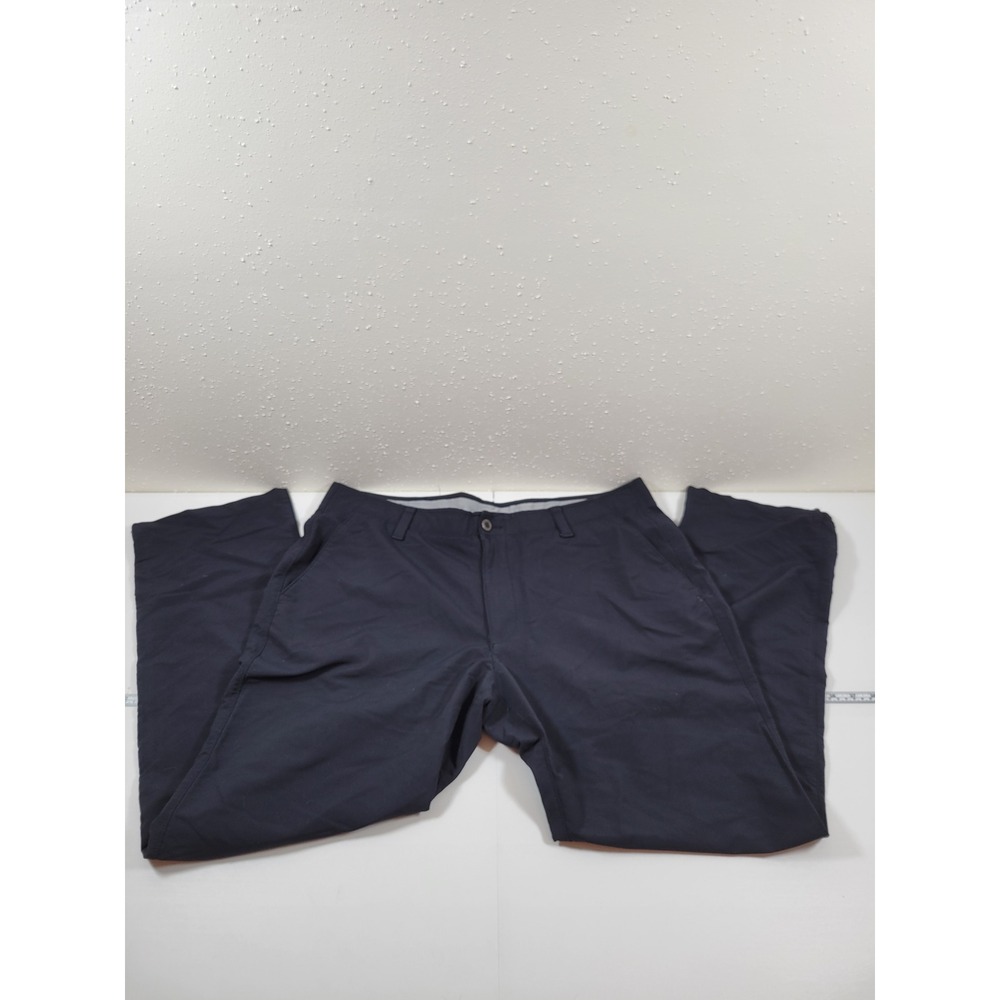 Under Armour Golf Pants Mens 40/32 Black Excellent Loose Fit Flat Front